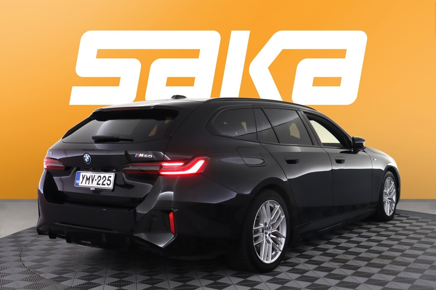 BMW i5 vaihtoauto
