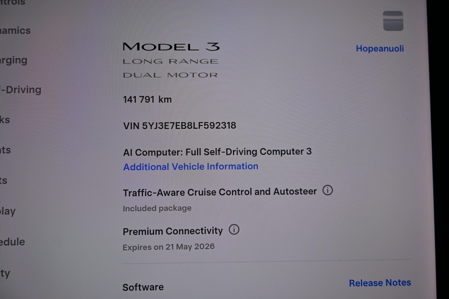 Tesla Model 3 vaihtoauto