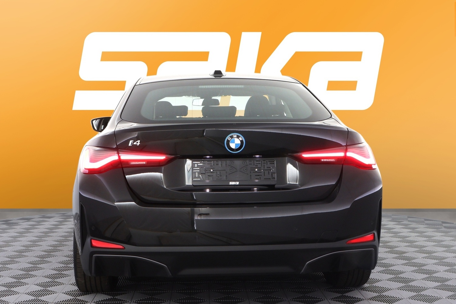 BMW i4 vaihtoauto