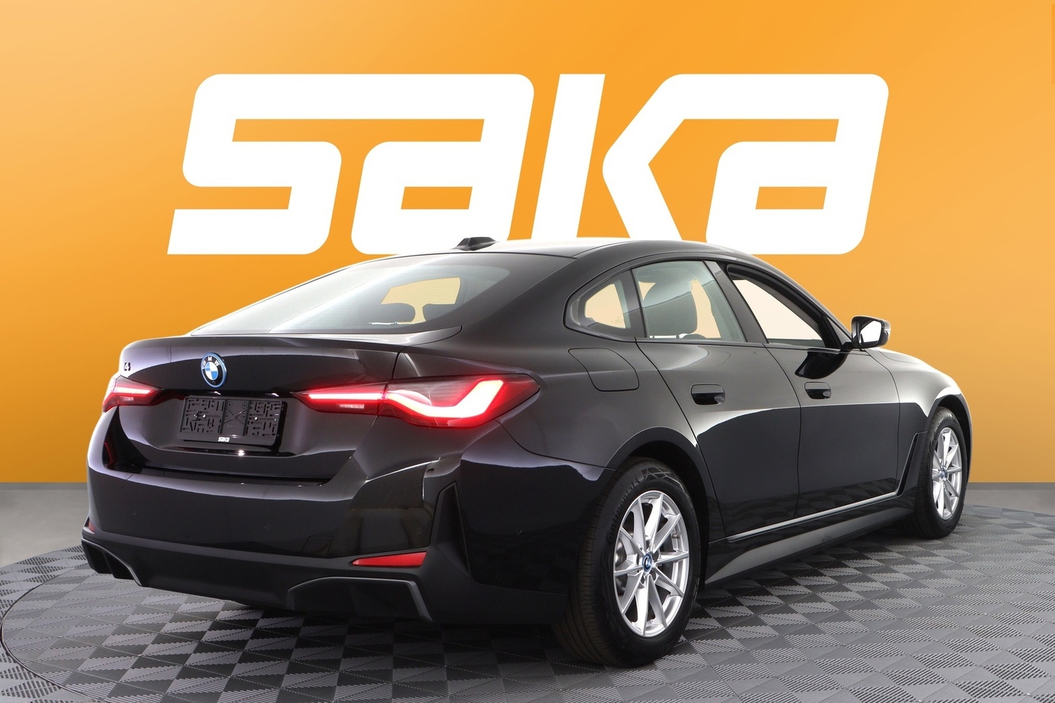 BMW i4 vaihtoauto