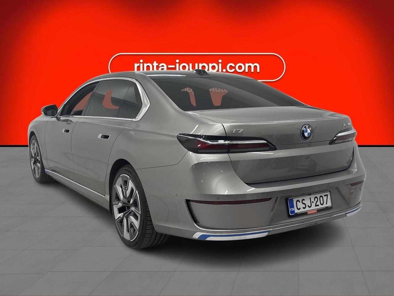 BMW i7 vaihtoauto