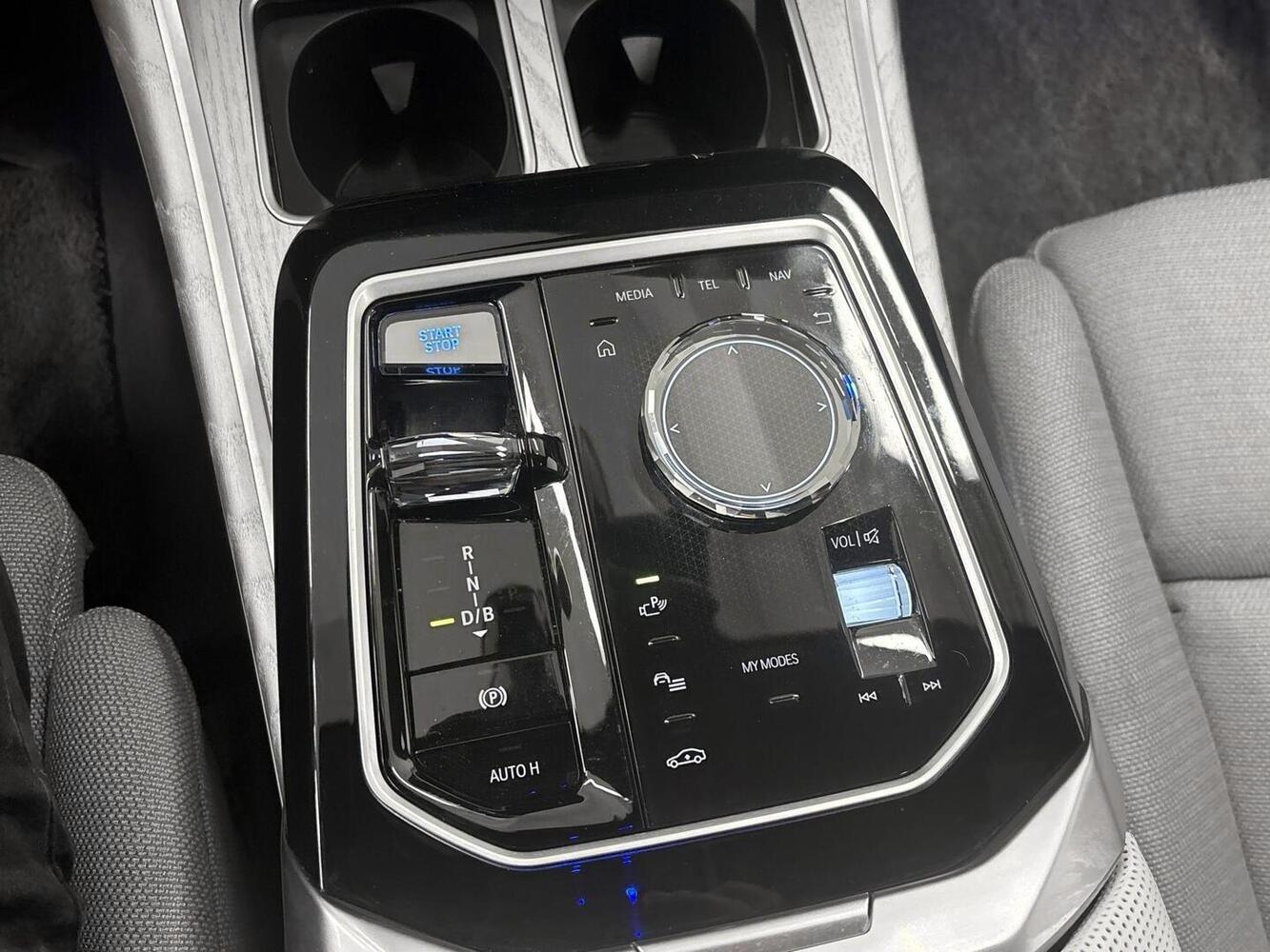 BMW i7 vaihtoauto