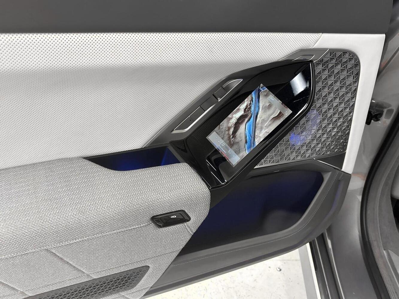 BMW i7 vaihtoauto
