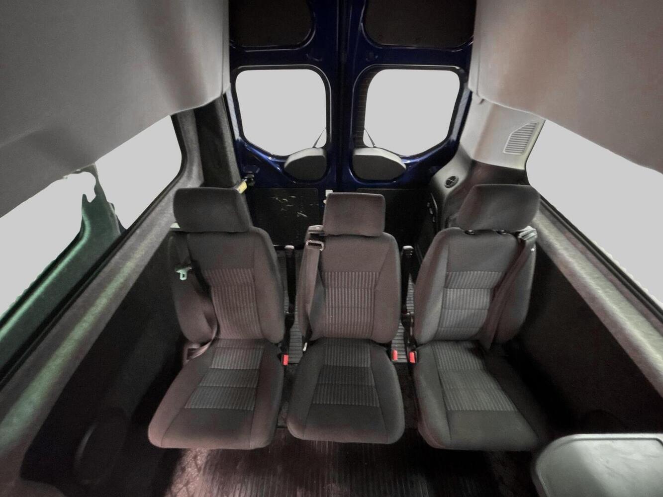 Ford Tourneo vaihtoauto