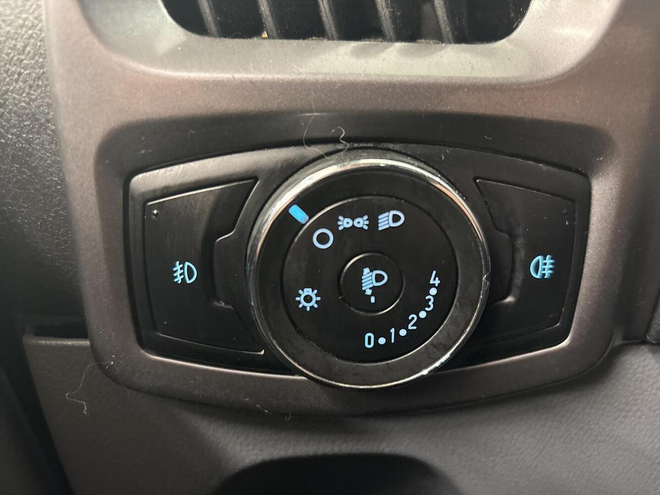 Ford Tourneo vaihtoauto