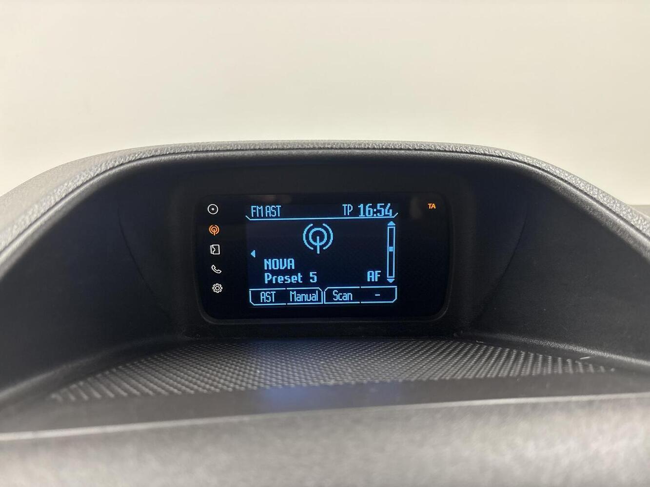 Ford Tourneo vaihtoauto