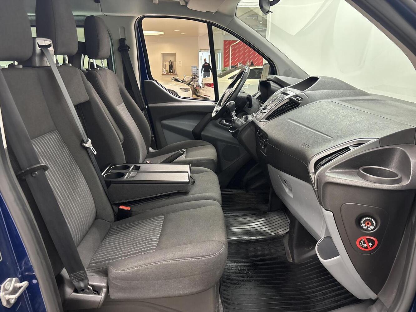 Ford Tourneo vaihtoauto