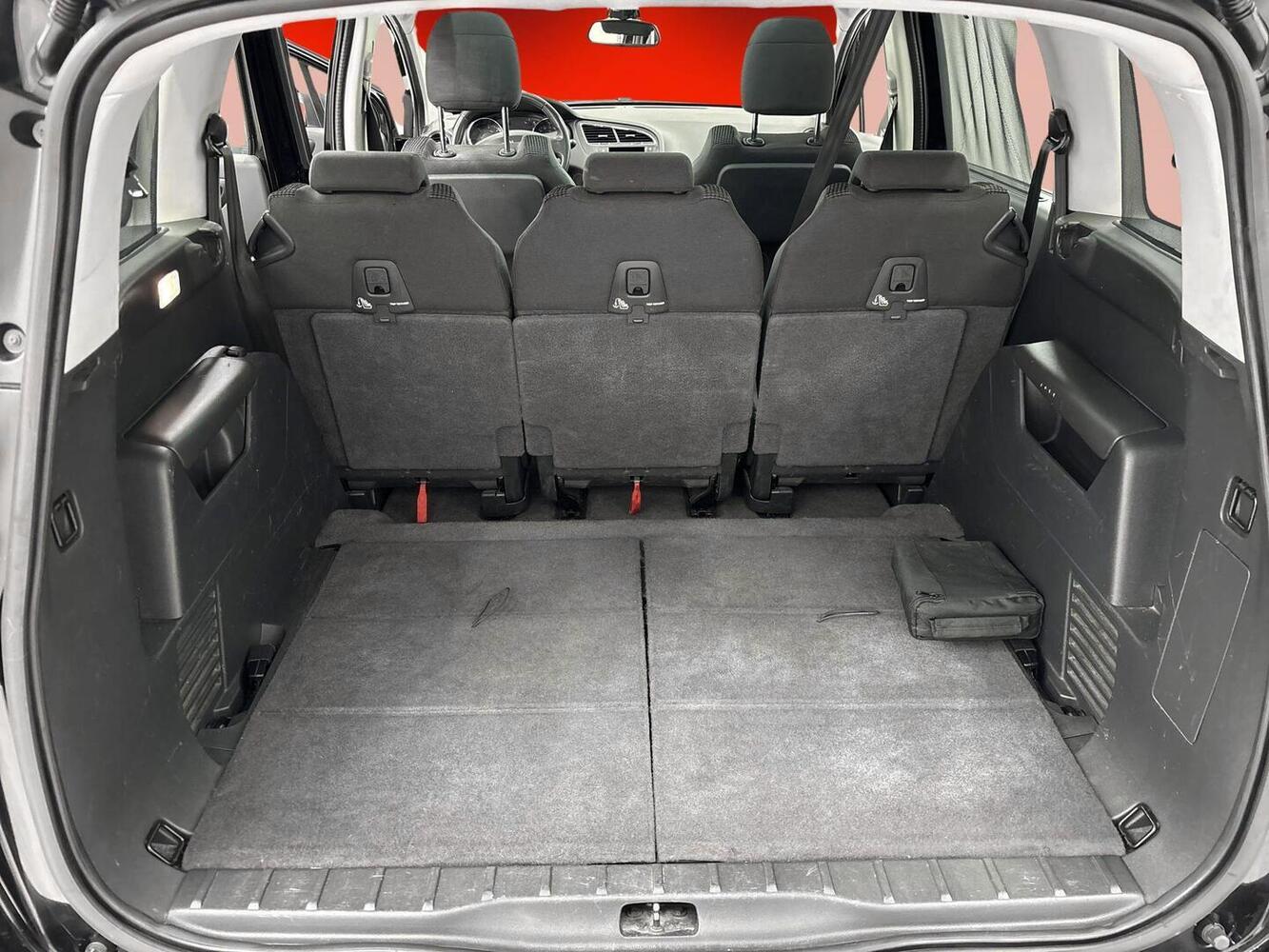 Peugeot 5008 vaihtoauto