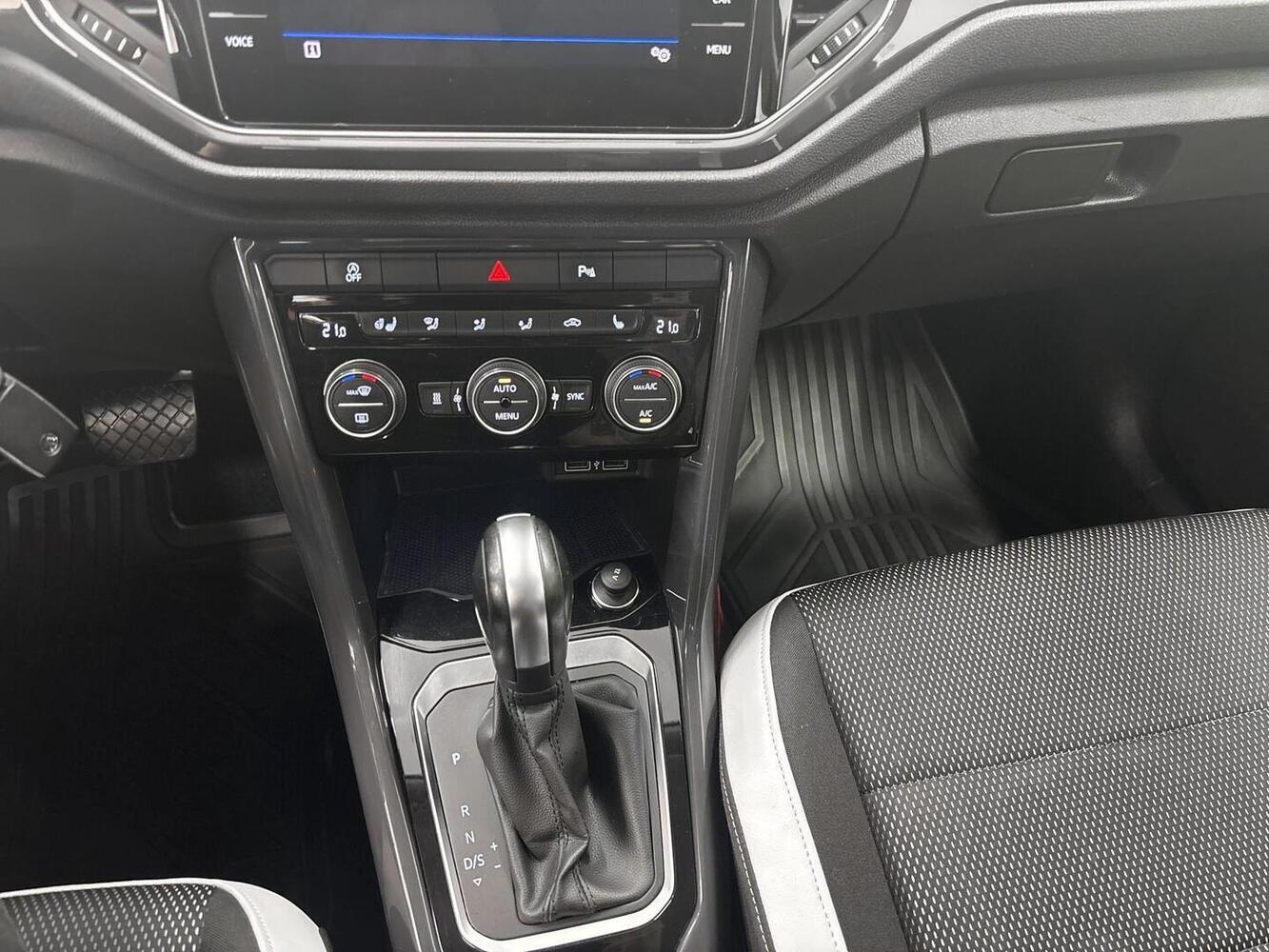 Volkswagen T-Roc vaihtoauto