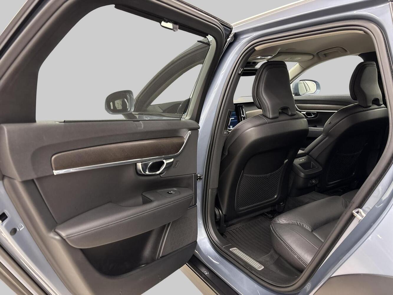 Volvo V90 Cross Country vaihtoauto