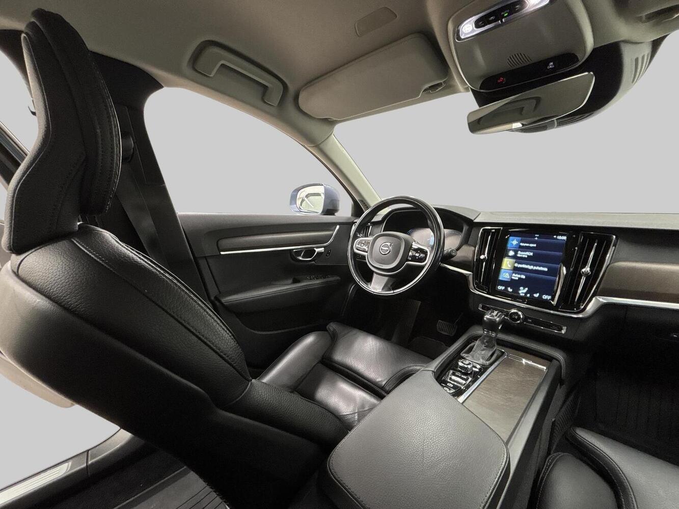 Volvo V90 Cross Country vaihtoauto
