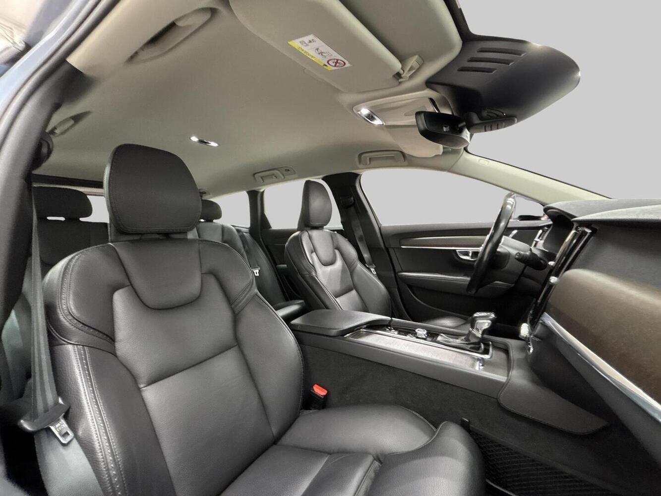 Volvo V90 Cross Country vaihtoauto