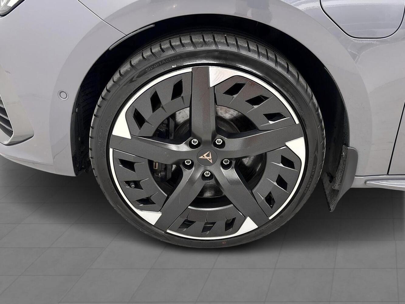Cupra Leon Sportstourer vaihtoauto