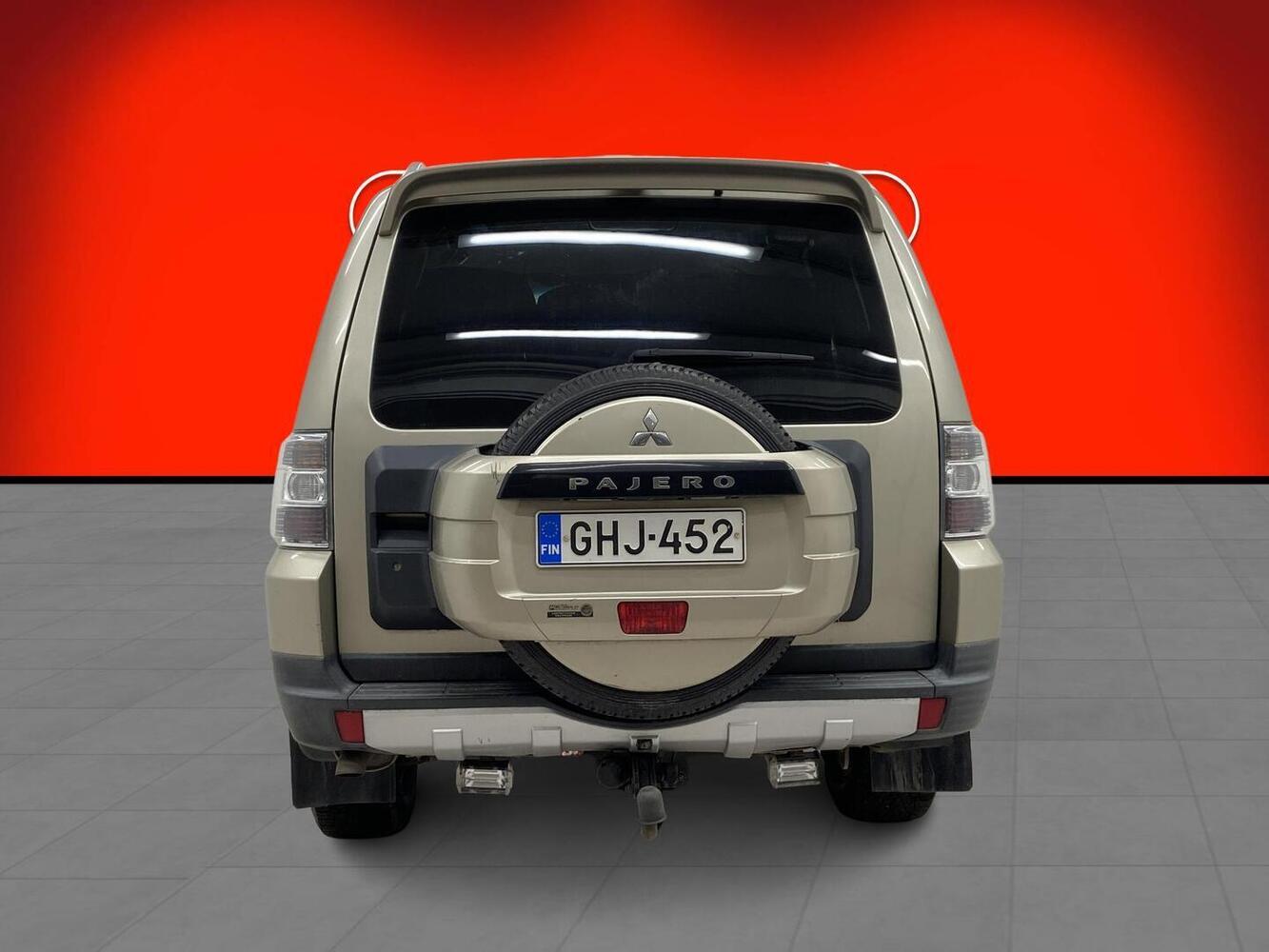 Mitsubishi Pajero vaihtoauto