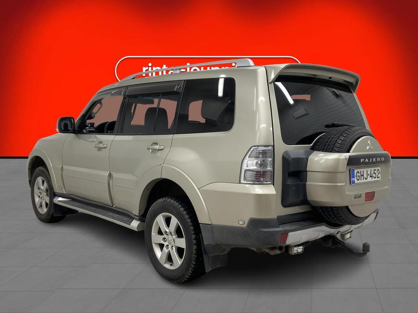 Mitsubishi Pajero vaihtoauto