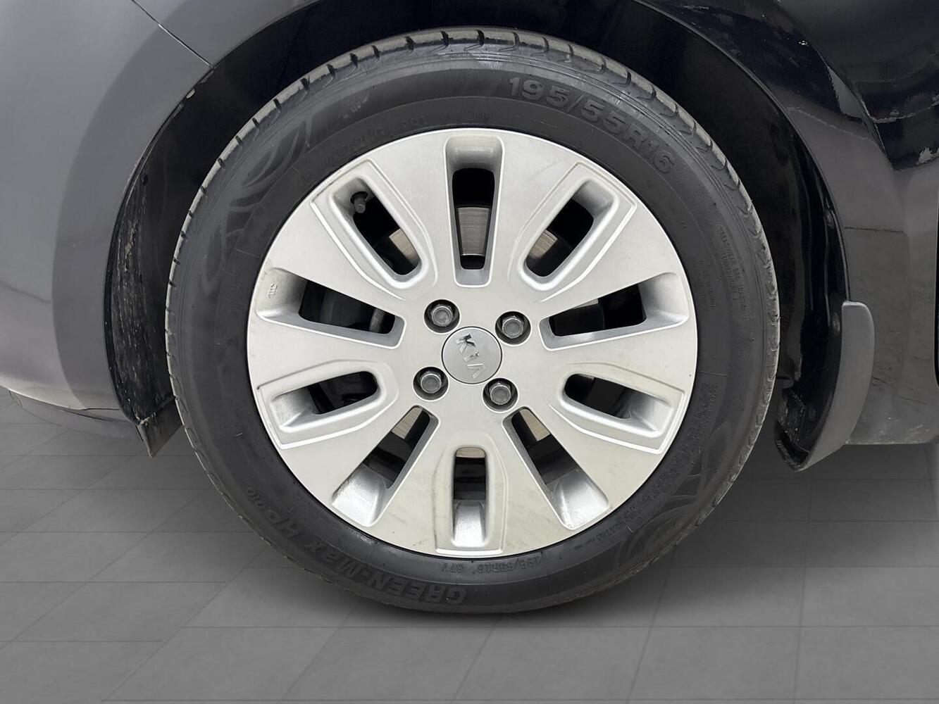 Kia Rio vaihtoauto