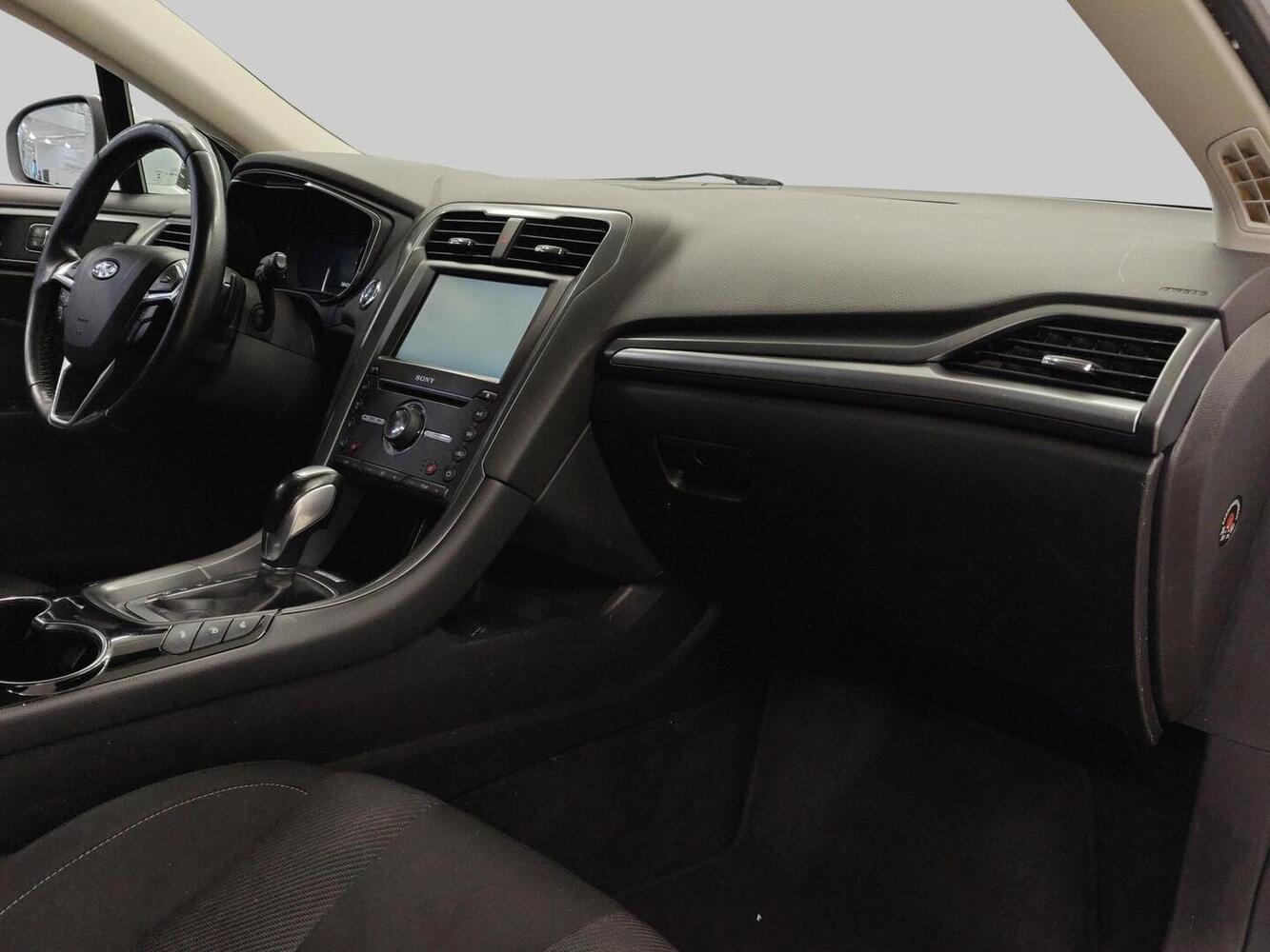 Ford Mondeo vaihtoauto