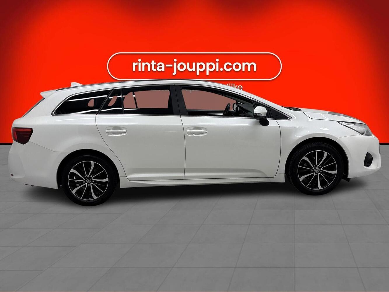 Toyota Avensis vaihtoauto