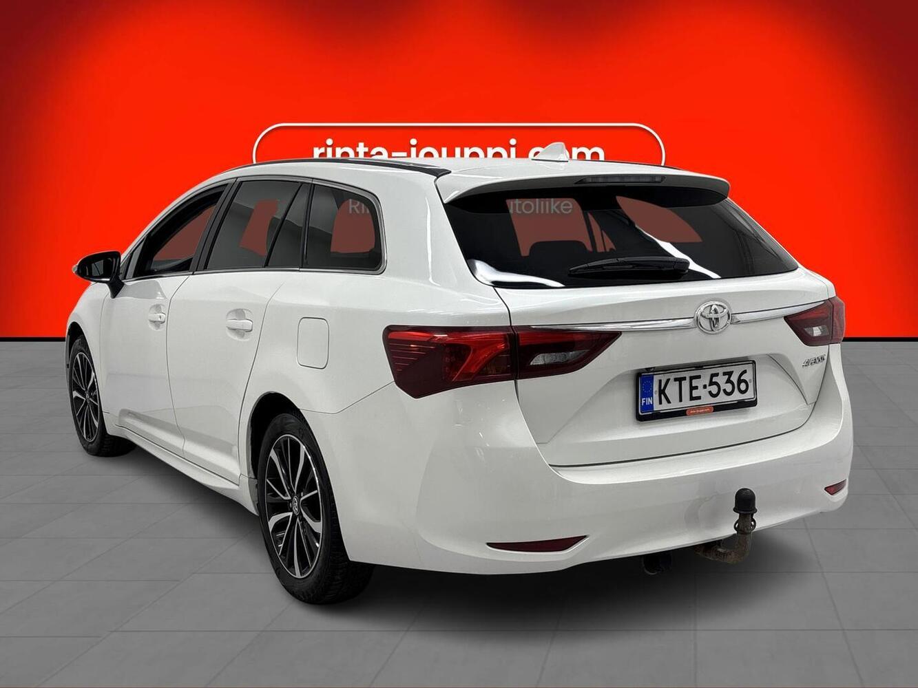 Toyota Avensis vaihtoauto