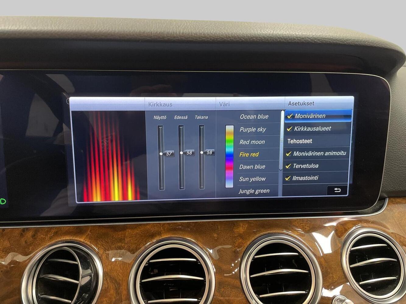 Mercedes-Benz E vaihtoauto