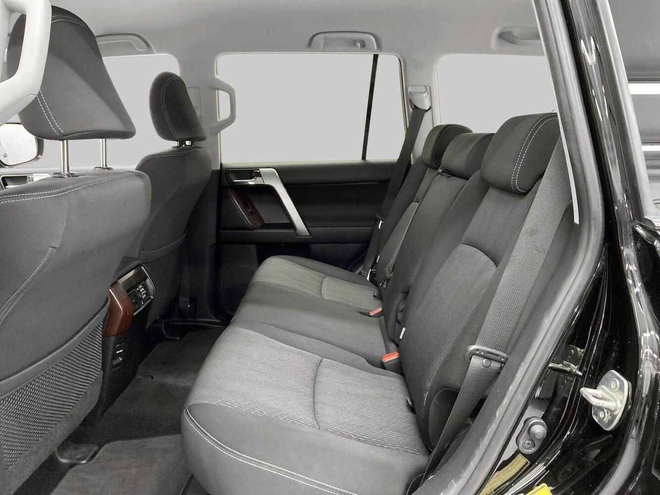 Toyota Land Cruiser vaihtoauto