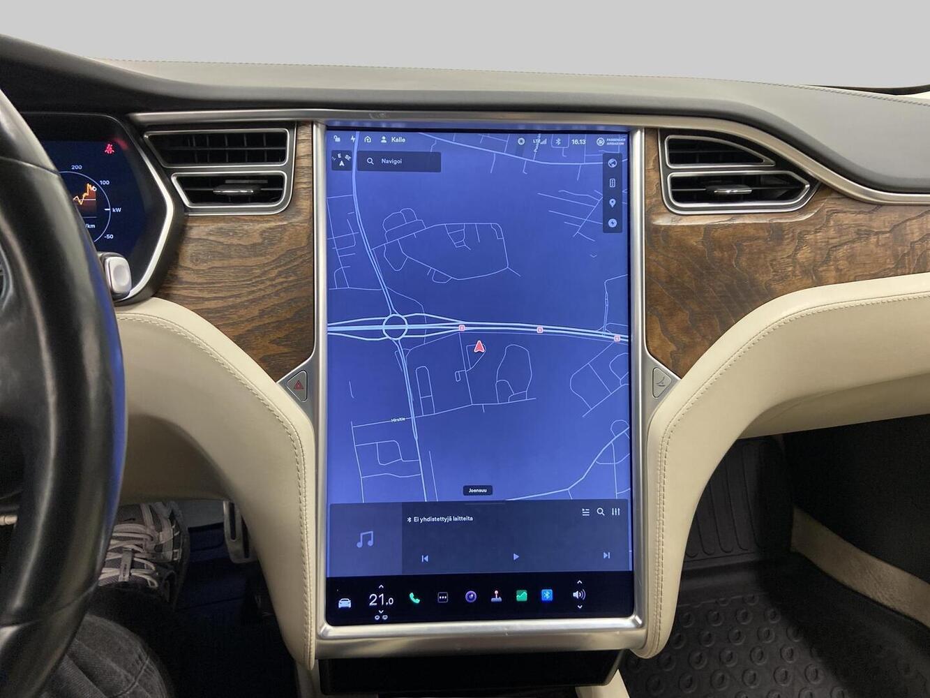 Tesla Model S vaihtoauto