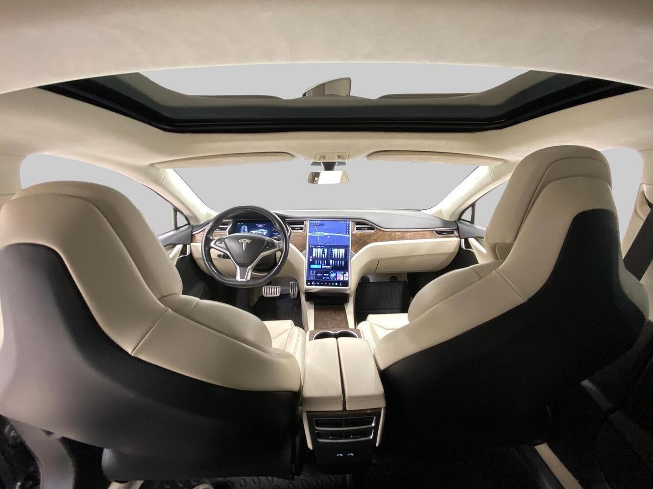 Tesla Model S vaihtoauto