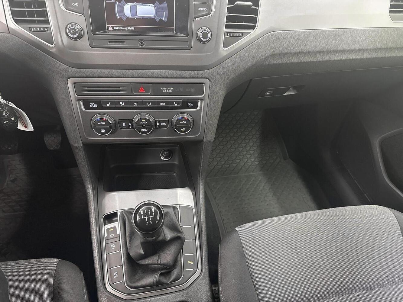 Volkswagen Golf Sportsvan vaihtoauto