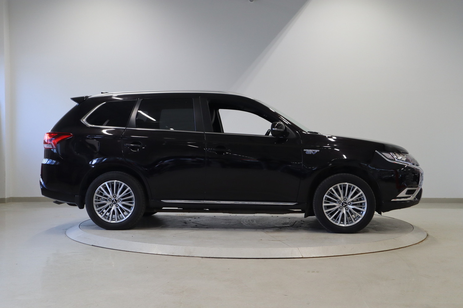 Mitsubishi Outlander vaihtoauto