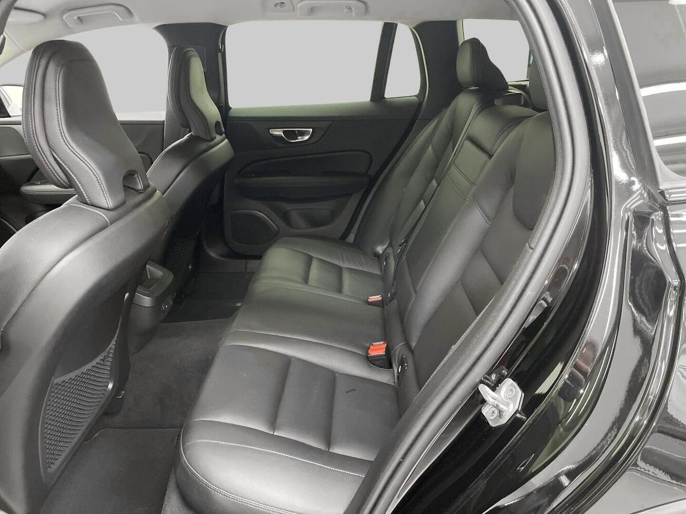 Volvo V60 Cross Country vaihtoauto