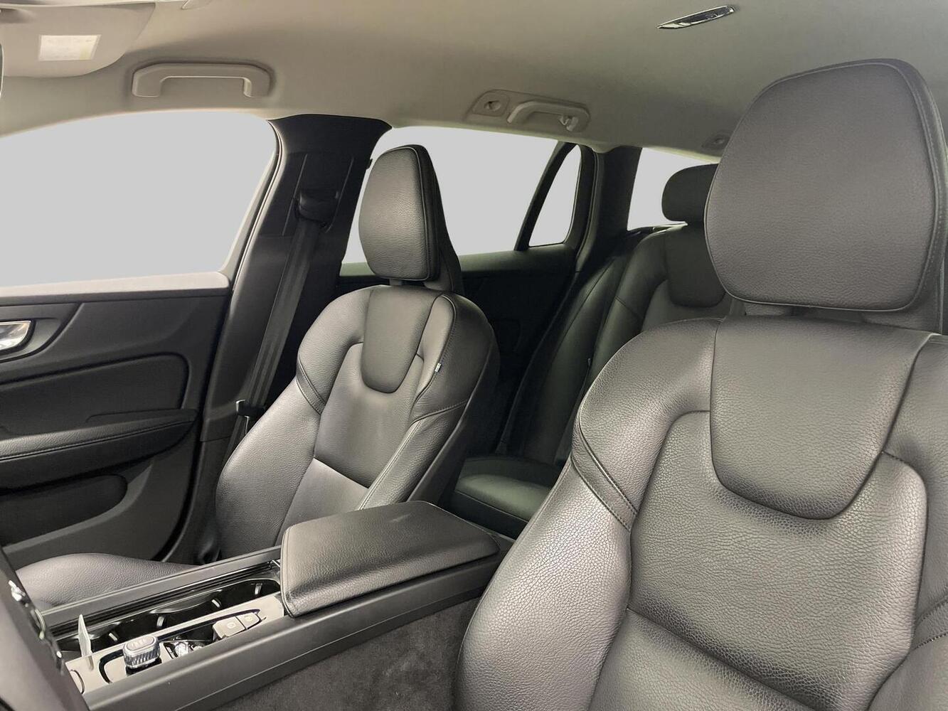 Volvo V60 Cross Country vaihtoauto