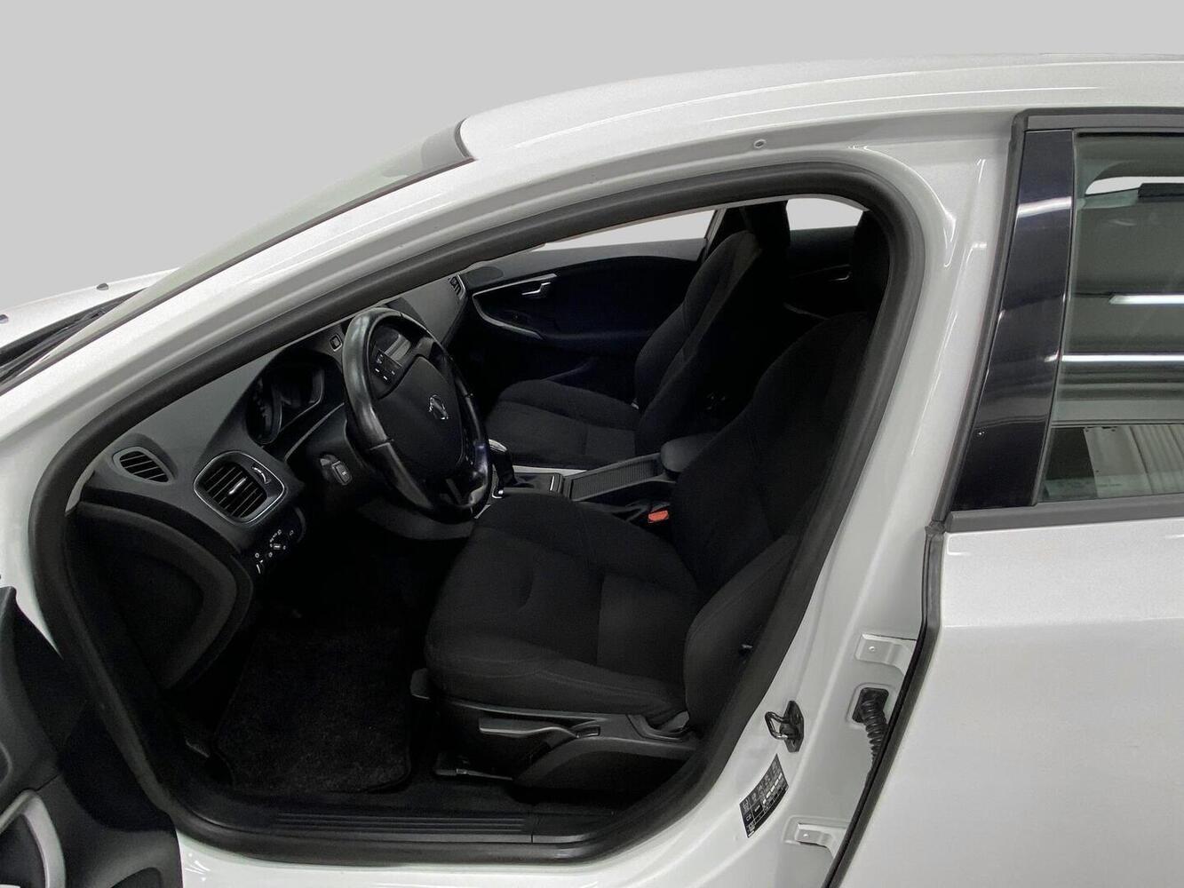 Volvo V40 vaihtoauto