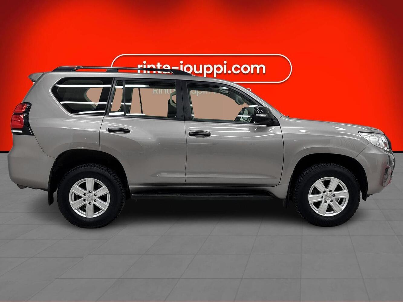 Toyota Land Cruiser vaihtoauto