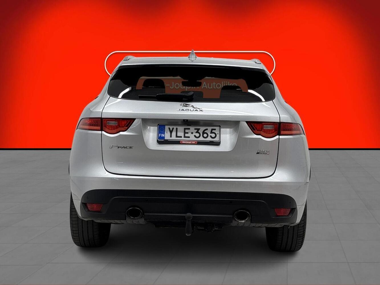 Jaguar F-PACE vaihtoauto