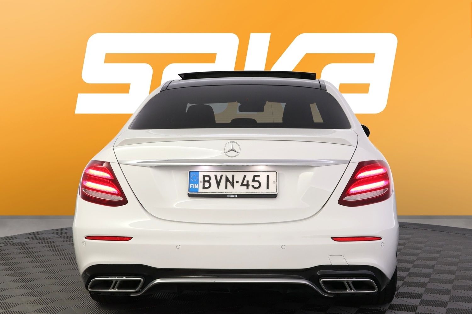 Mercedes-Benz E vaihtoauto