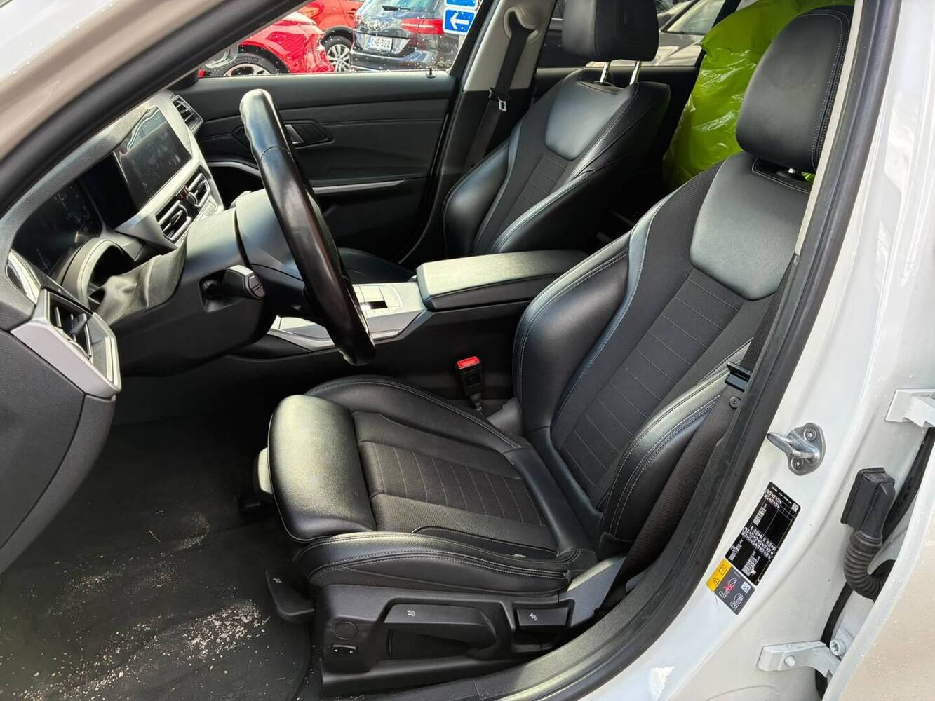 BMW 330 vaihtoauto