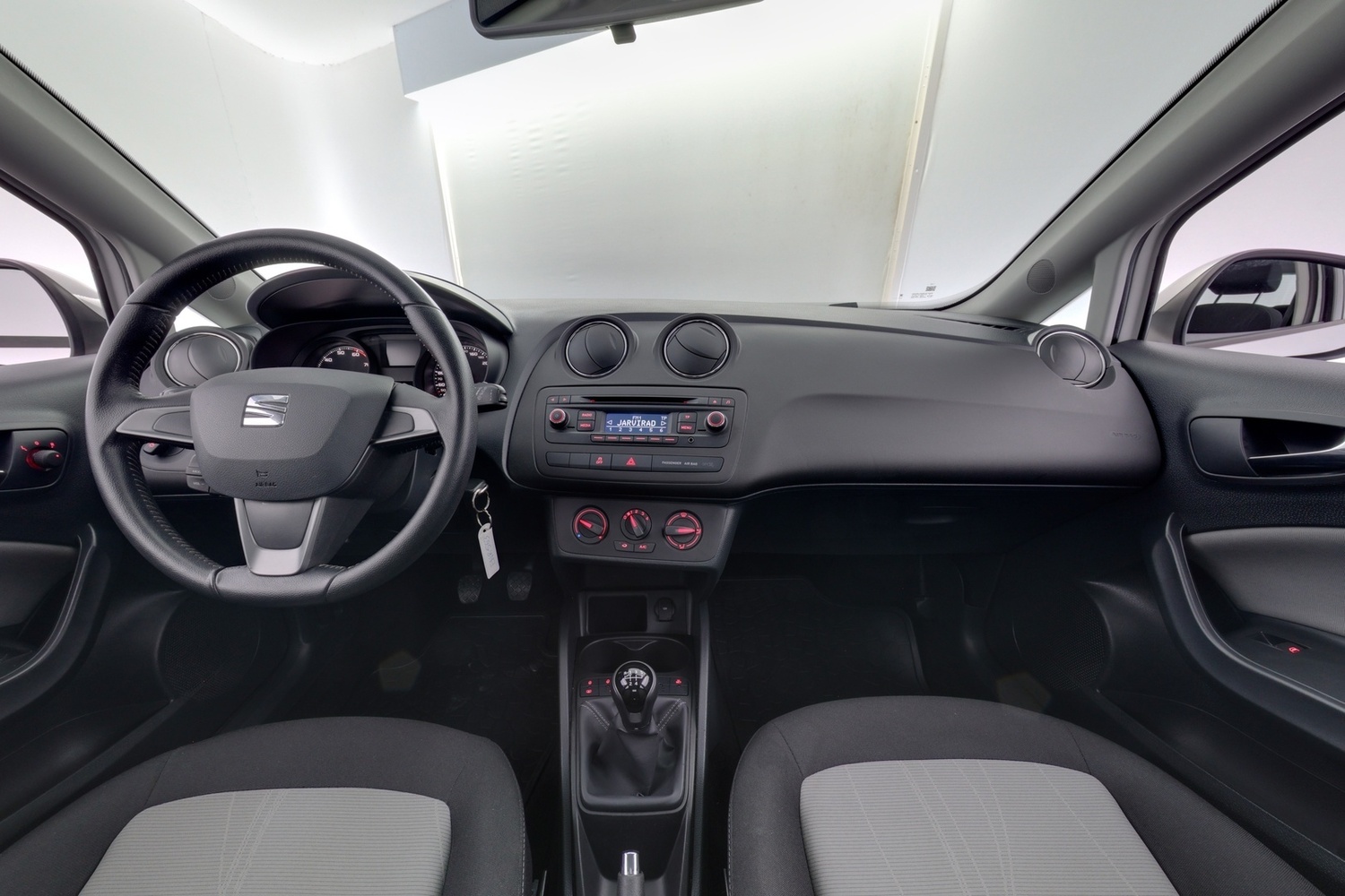 SEAT Ibiza vaihtoauto