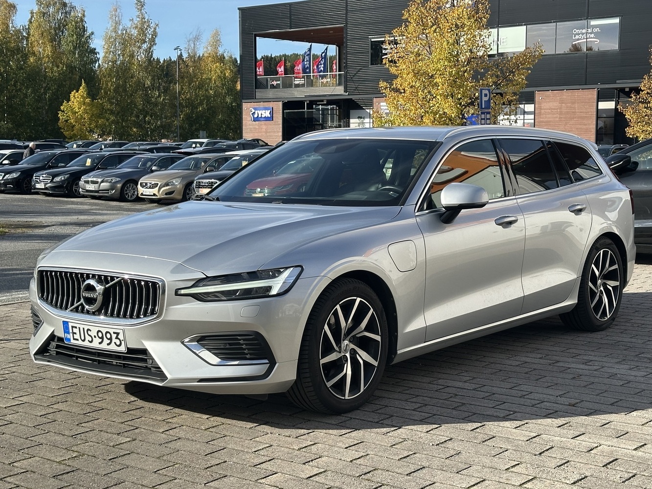 Volvo V60 vaihtoauto