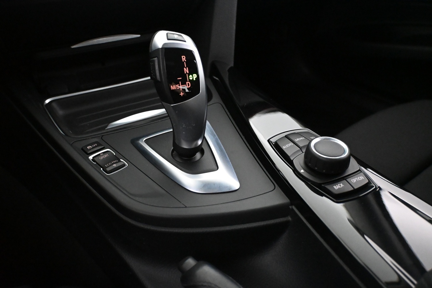 BMW 318 vaihtoauto