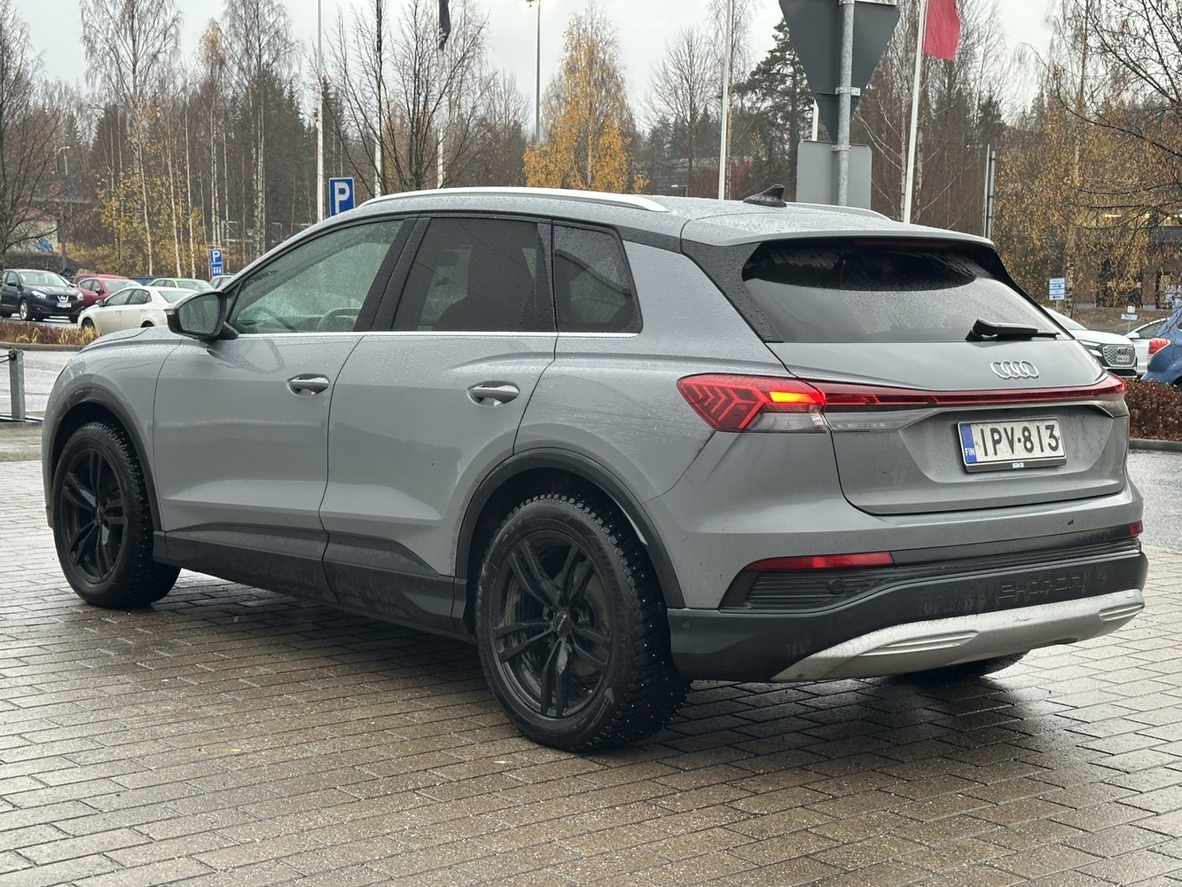 Audi Q4 e-tron vaihtoauto