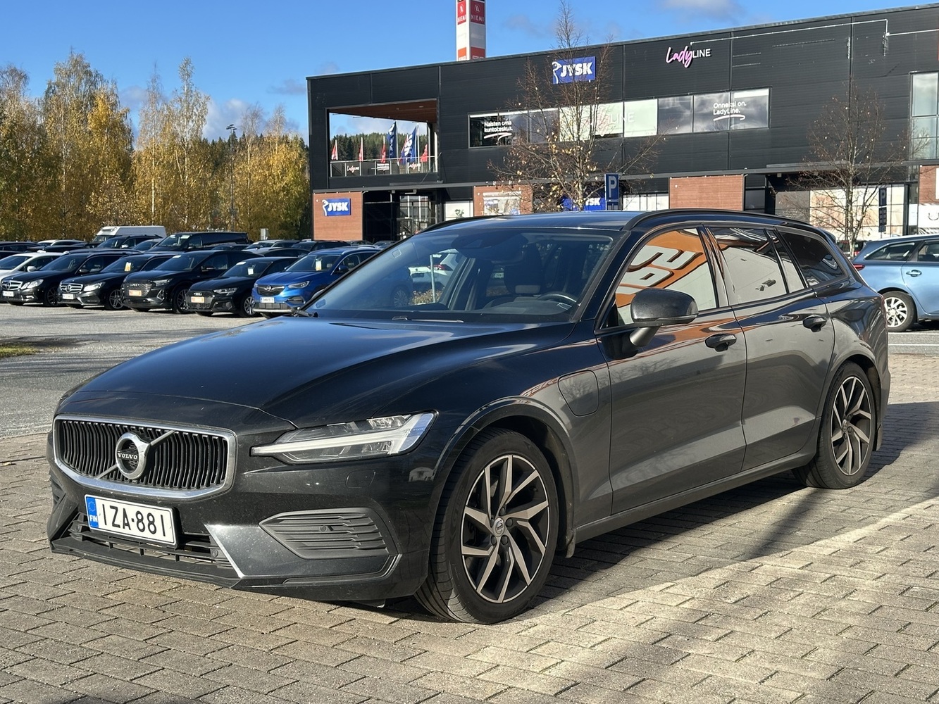 Volvo V60 vaihtoauto