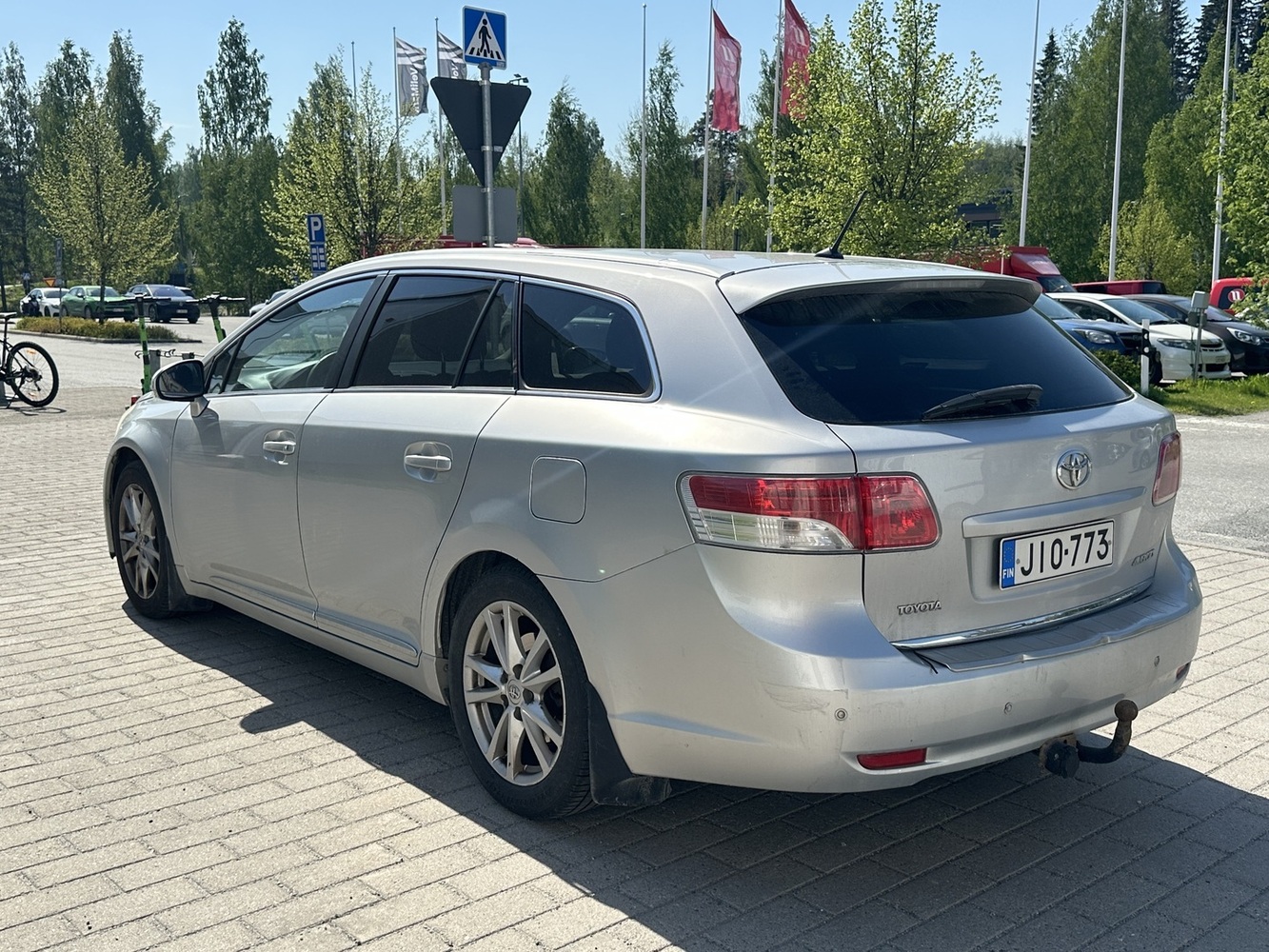 Toyota Avensis vaihtoauto