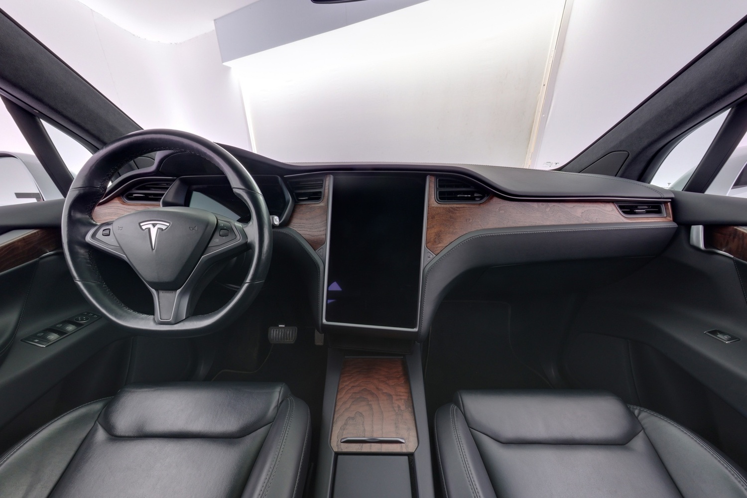 Tesla Model X vaihtoauto