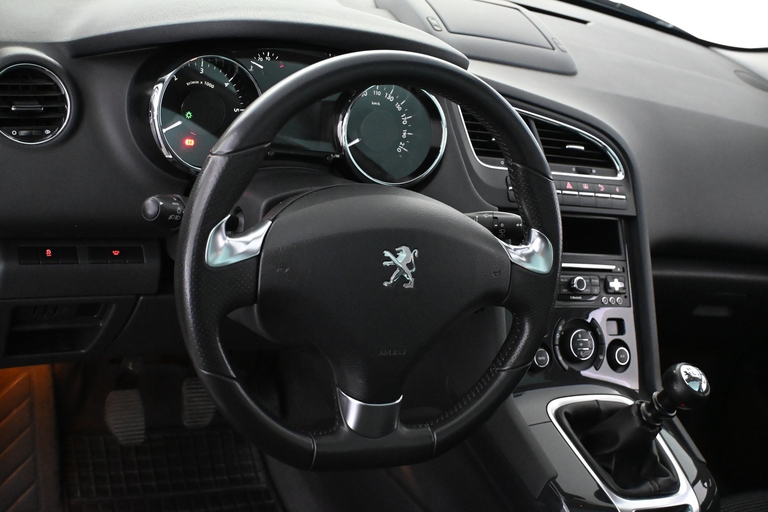 Peugeot 5008 vaihtoauto