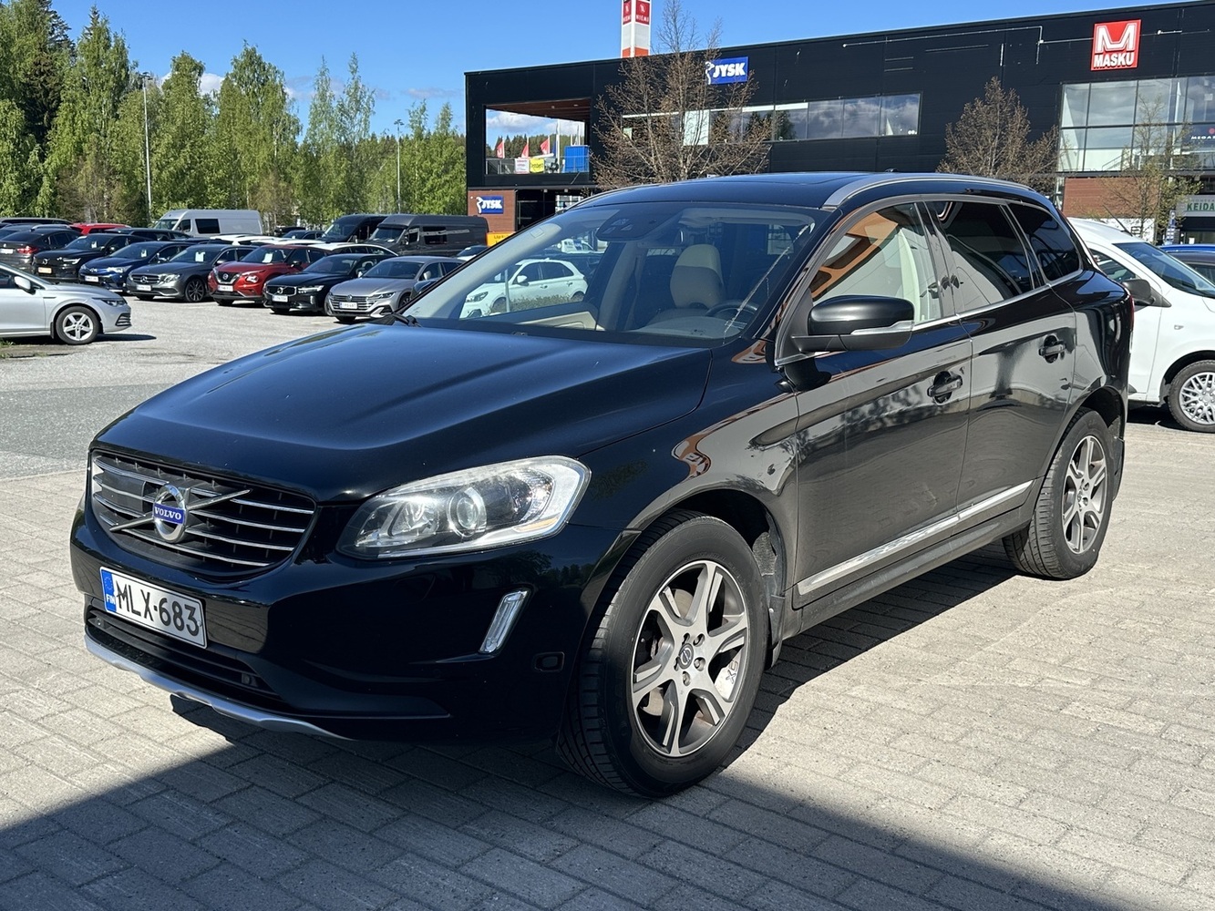 Volvo XC60 vaihtoauto
