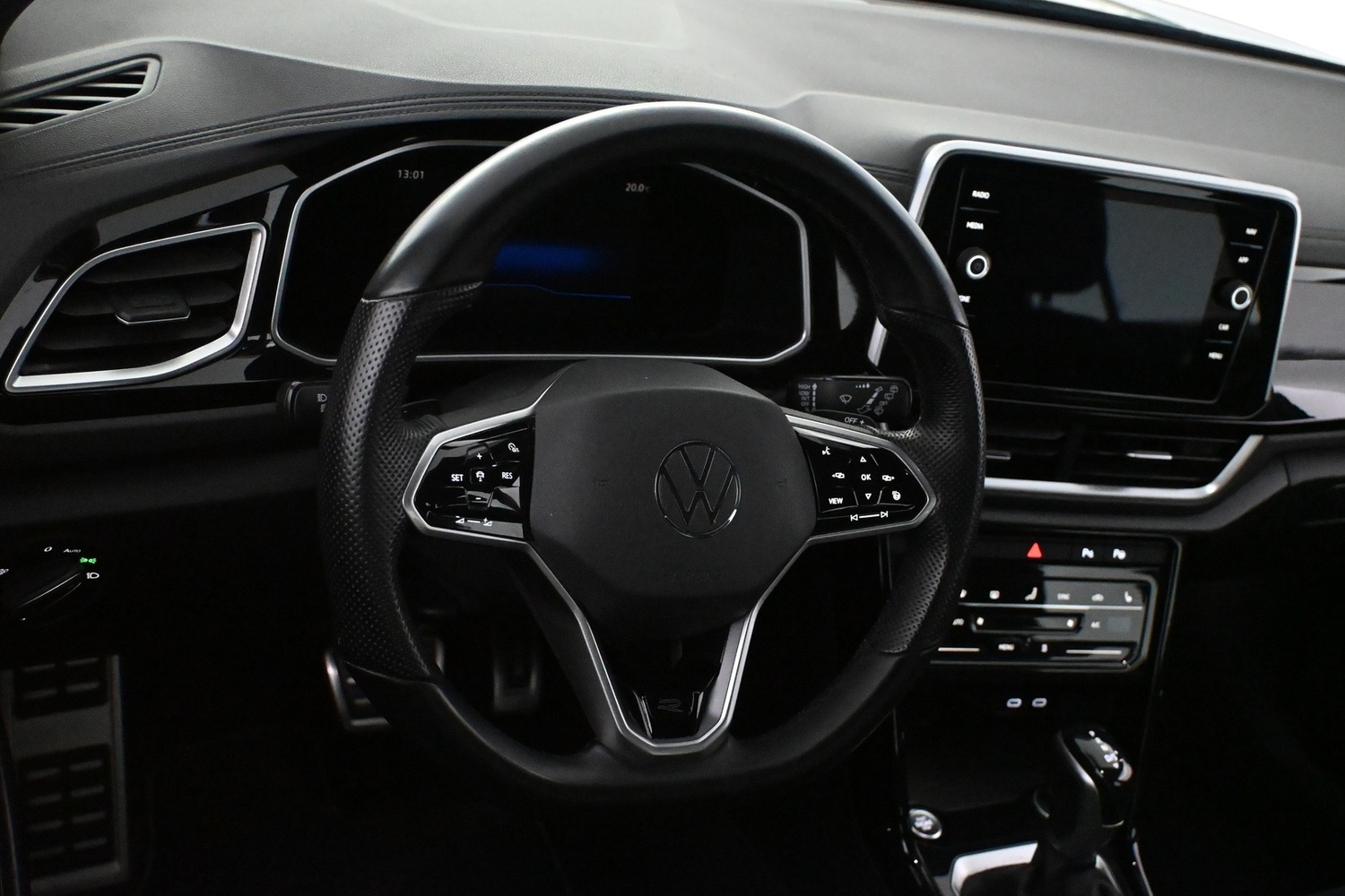 Volkswagen T-Roc vaihtoauto