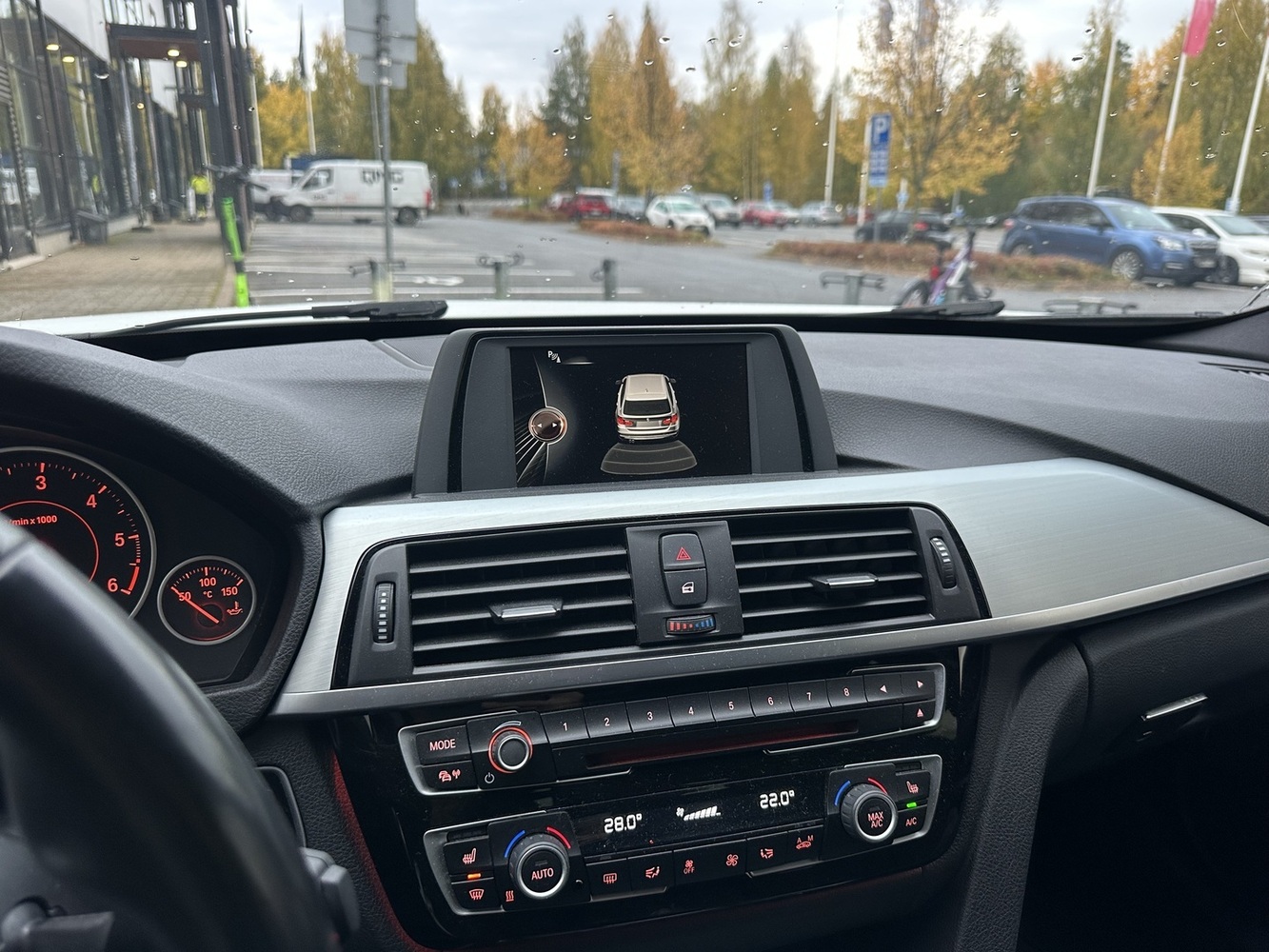 BMW 320 vaihtoauto