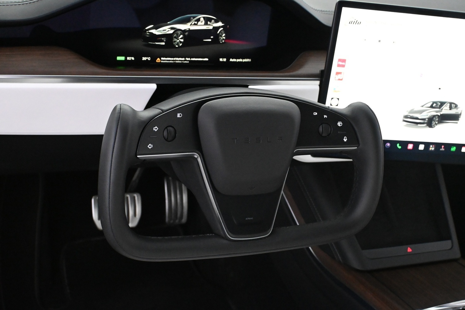 Tesla Model S vaihtoauto