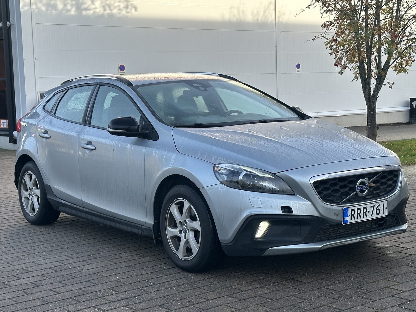 Volvo V40 Cross Country vaihtoauto