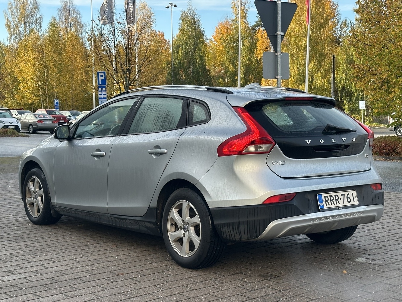 Volvo V40 Cross Country vaihtoauto